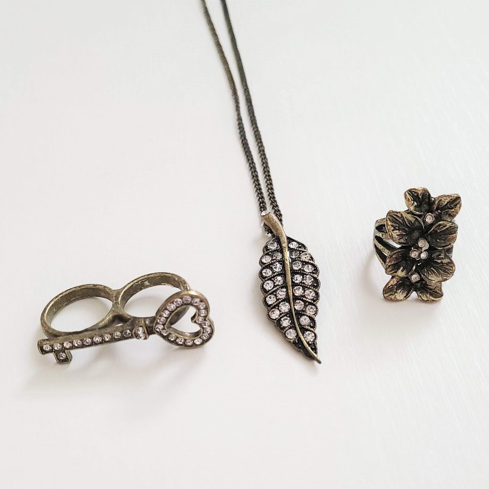Rustic Copper Rhinestone Necklace + 2 Rings